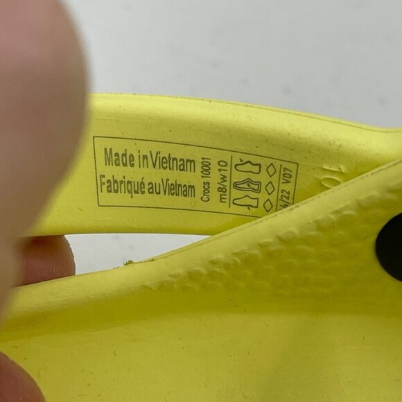 Crocs Classic Yellow Slip On Clogs Shoes w Floral Jibbitz 10001 Mens 8 Womens 10 - Picture 7 of 8